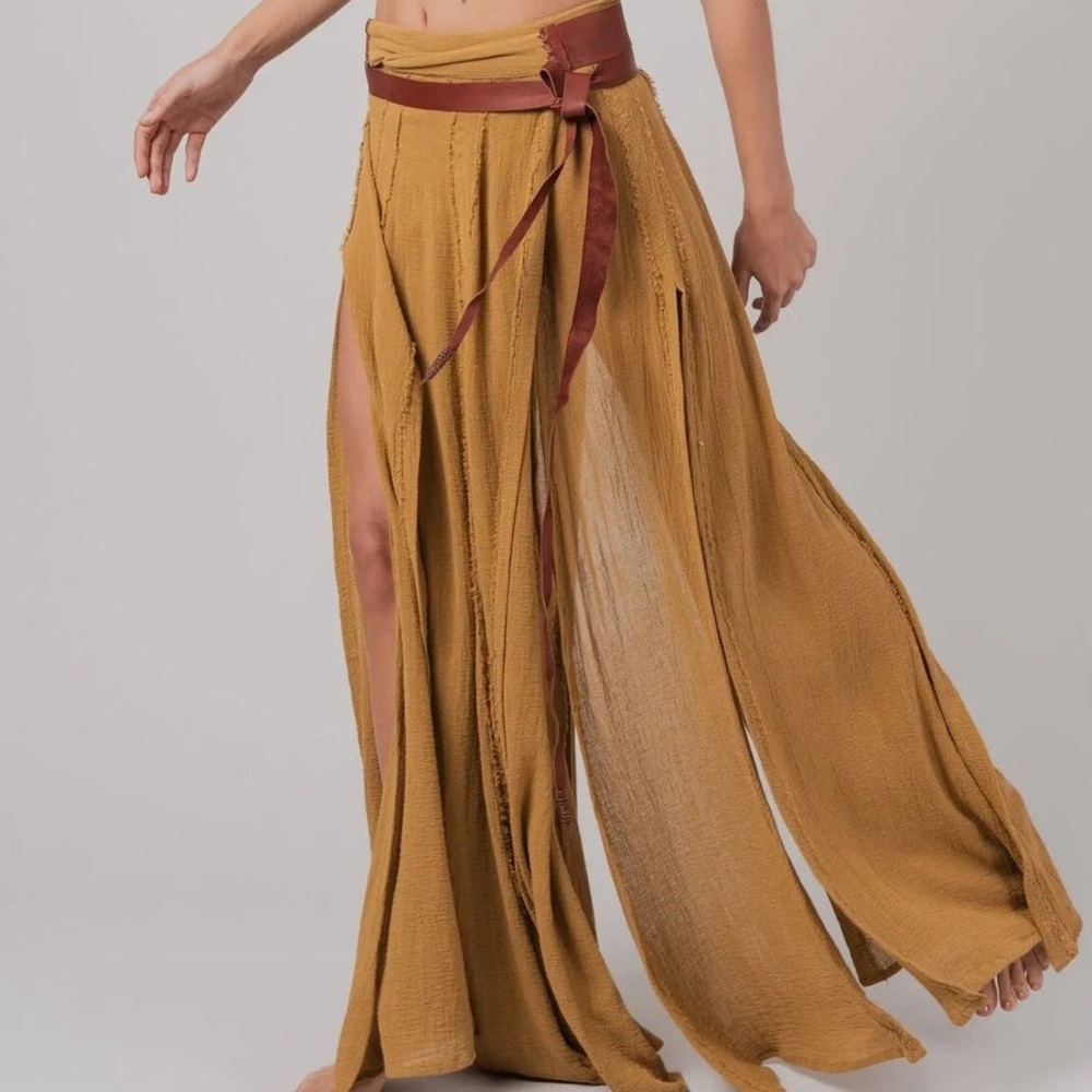 Caravana Suuk skirt and top set - Picture 2 of 4